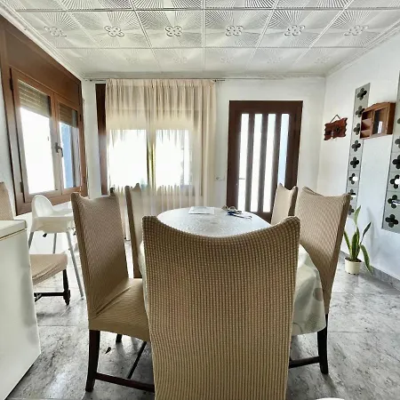 Casa Amparo Дельтебре